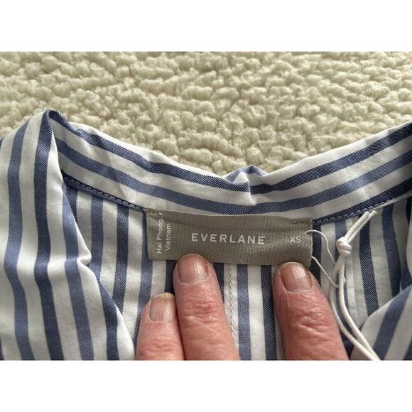Everlane Long Sleeve Cotton Poplin Crop PJ Top blouse Blue Stripes - Picture 9 of 12
